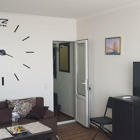 7 Days Apartments Апартаменты В Затоке Zatoka Bagian luar foto